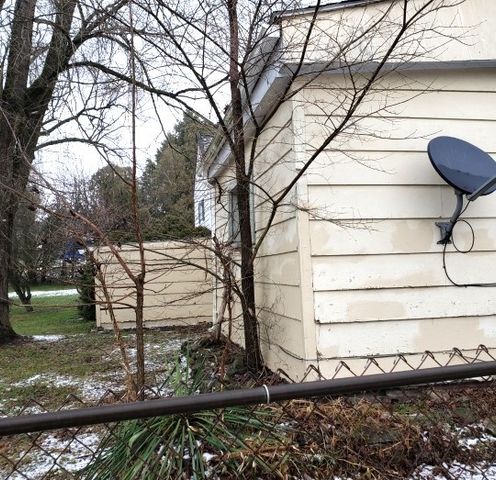 1107 N Jefferson St, New Castle, PA 16101