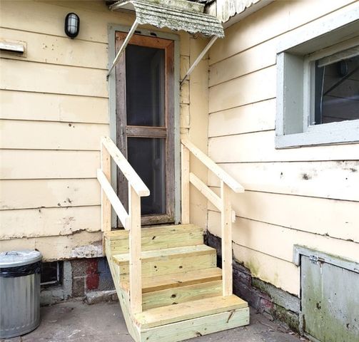 1107 N Jefferson St, New Castle, PA 16101