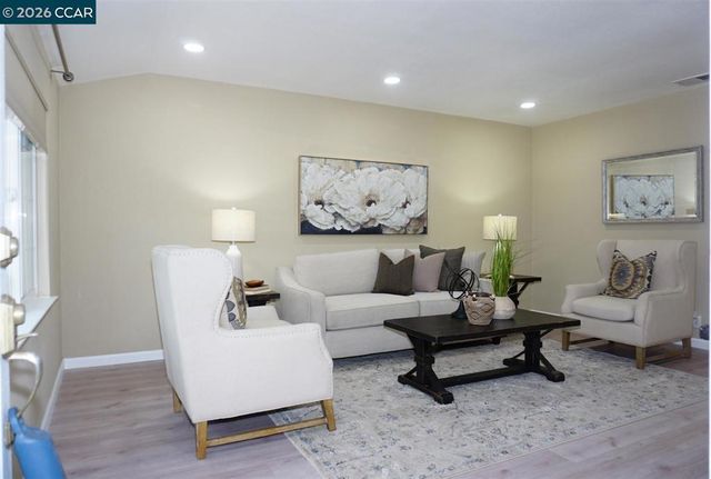 3474 3474 Woodside Ln, San Jose, CA 95121