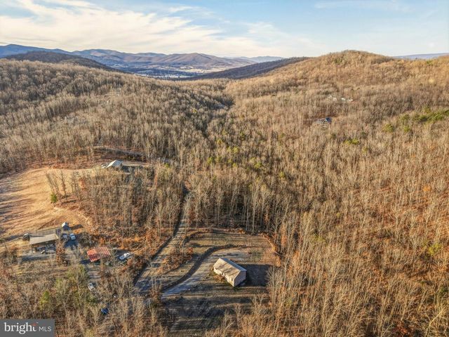 324 OLD WAGON RD, Luray, VA 22835