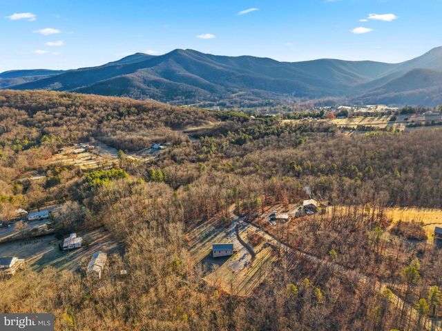 324 OLD WAGON RD, Luray, VA 22835