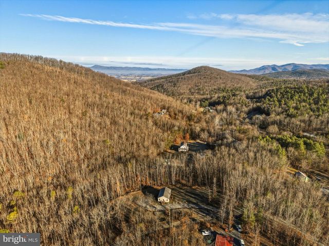 324 OLD WAGON RD, Luray, VA 22835