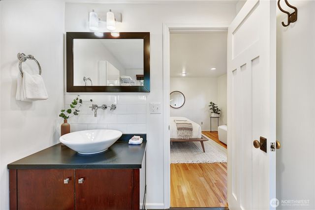 11715 12th Avenue NW, Seattle, WA 98177