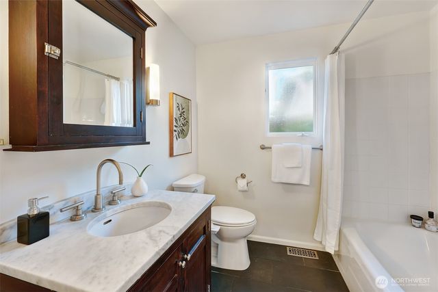 11715 12th Avenue NW, Seattle, WA 98177