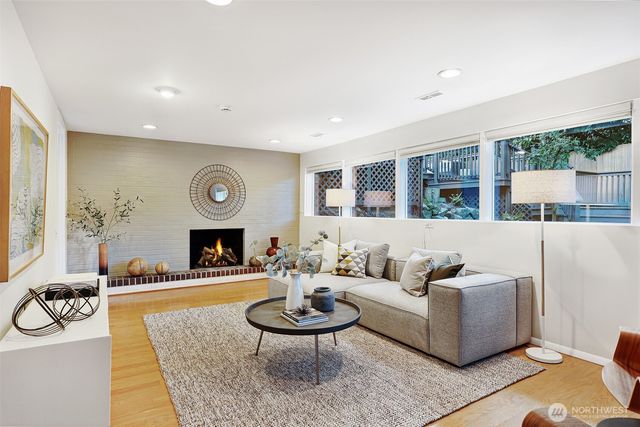 11715 12th Avenue NW, Seattle, WA 98177