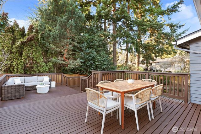 11715 12th Avenue NW, Seattle, WA 98177