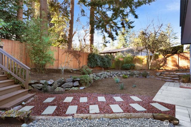 11715 12th Avenue NW, Seattle, WA 98177