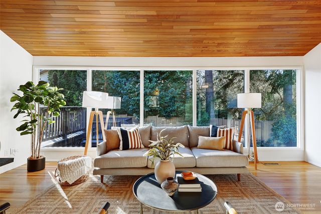 11715 12th Avenue NW, Seattle, WA 98177