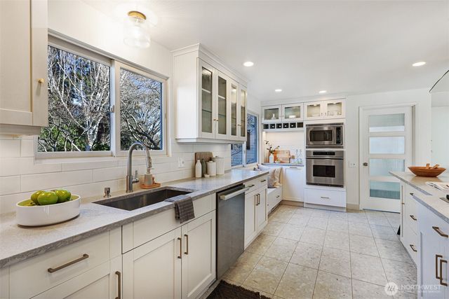 11715 12th Avenue NW, Seattle, WA 98177