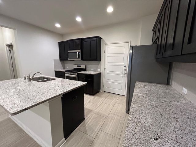 13800 Lyndhurst ST 104, Austin, TX 78717