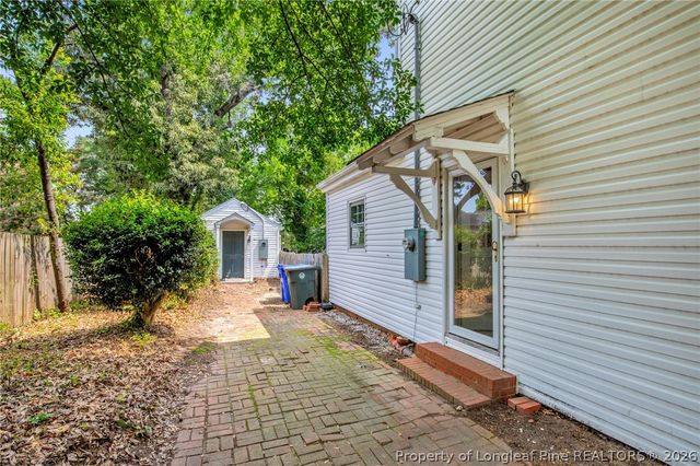 906 W Rowan Street, Fayetteville, NC 28301