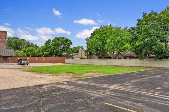 1539 ROSE STREET, La Crosse, WI 54603