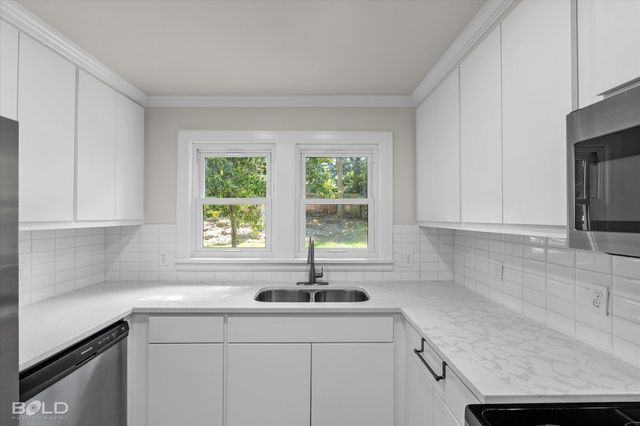 707 Huron Street, Shreveport, LA 71106