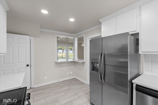 707 Huron Street, Shreveport, LA 71106