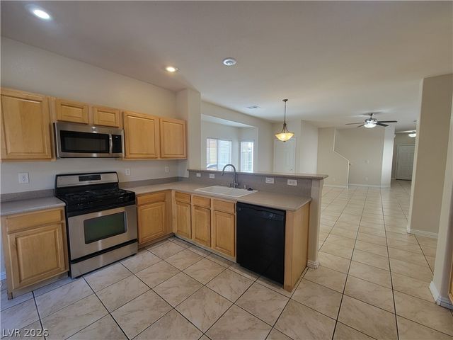 8458 PICO RIVERA Avenue, Las Vegas, NV 89178