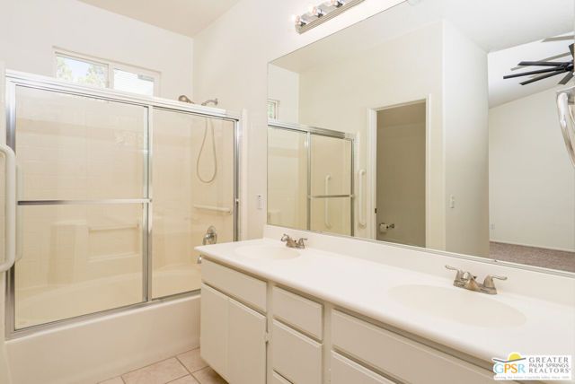 2220 N Paseo De Anza, Palm Springs, CA 92262