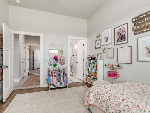 117 W Duane Drive, Mustang, OK 73064