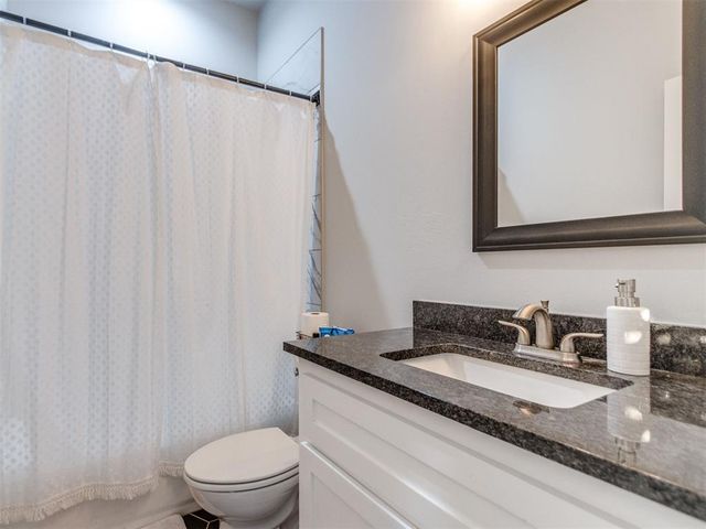 117 W Duane Drive, Mustang, OK 73064