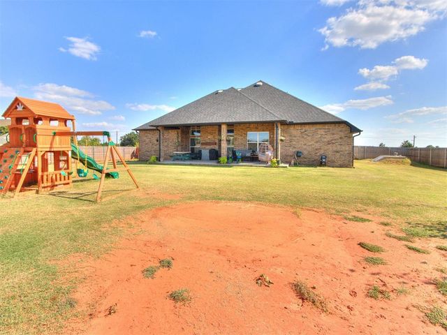 117 W Duane Drive, Mustang, OK 73064