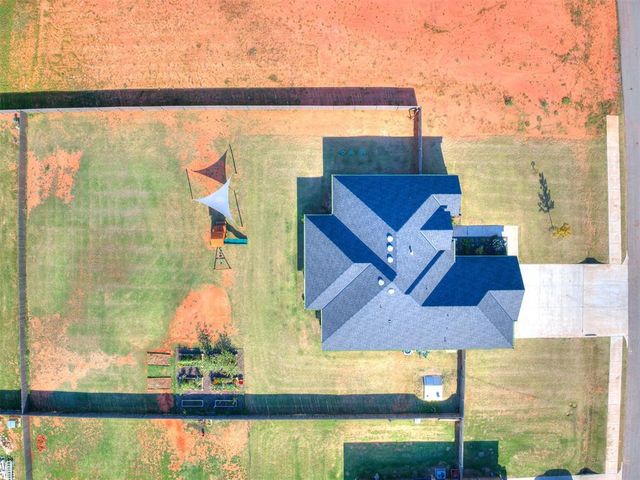 117 W Duane Drive, Mustang, OK 73064