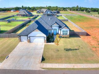117 W Duane Drive, Mustang, OK 73064