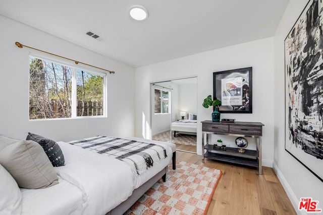 730 N Fairview Street, Burbank, CA 91505