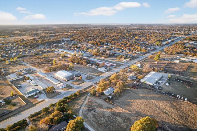 5045 Us-377 S, Aubrey, TX 76227