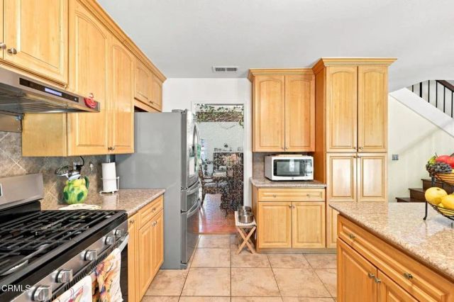 1935 El Rancho Drive, Camarillo, CA 93010