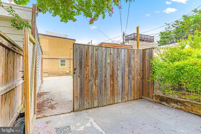 3104 FOSTER AVE, Baltimore, MD 21224