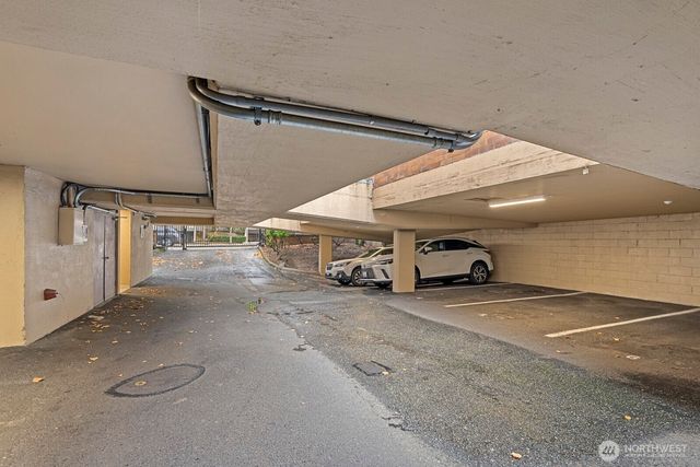 905 Cherry Street #601, Seattle, WA 98104