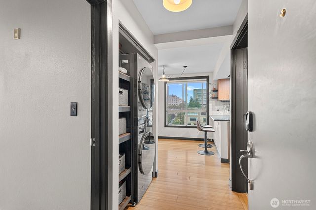 905 Cherry Street #601, Seattle, WA 98104