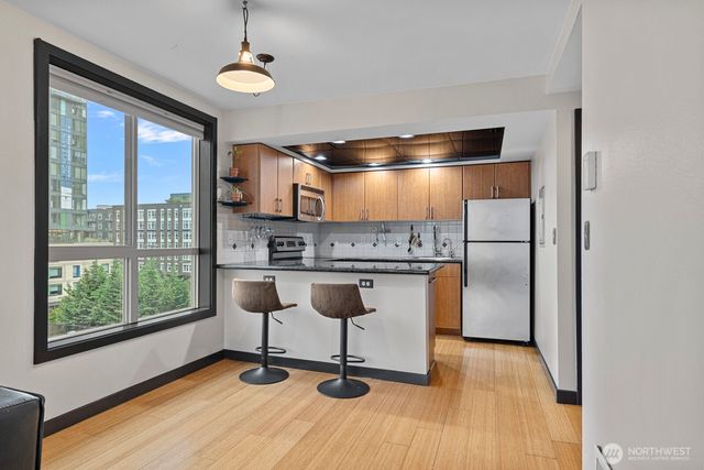 905 Cherry Street #601, Seattle, WA 98104