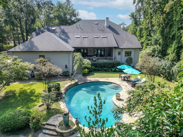 1520 Clubview Dr, Tyler, TX 75701