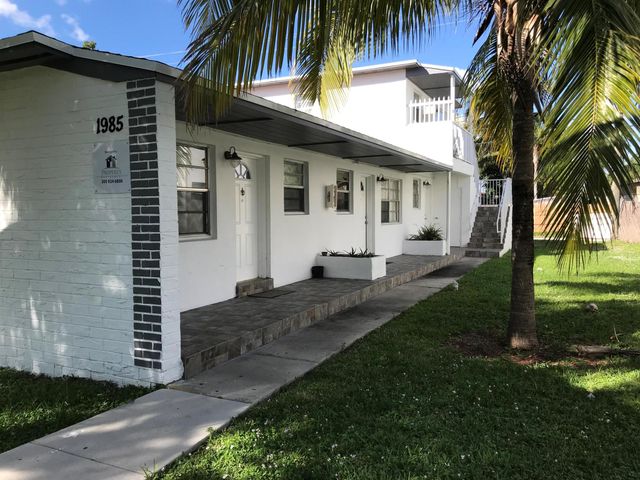 1985 NE 172nd Street, North Miami Beach, FL 33162