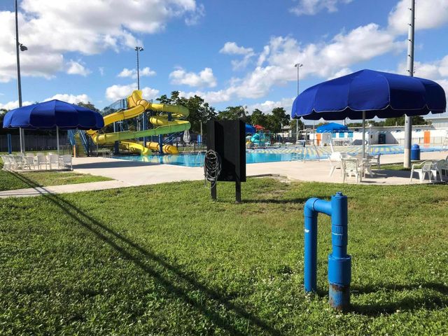 1985 NE 172nd Street, North Miami Beach, FL 33162