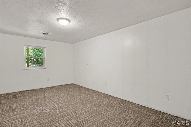 5072 Oak Tree Lane, House Springs, MO 63051