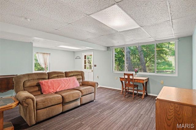 5072 Oak Tree Lane, House Springs, MO 63051