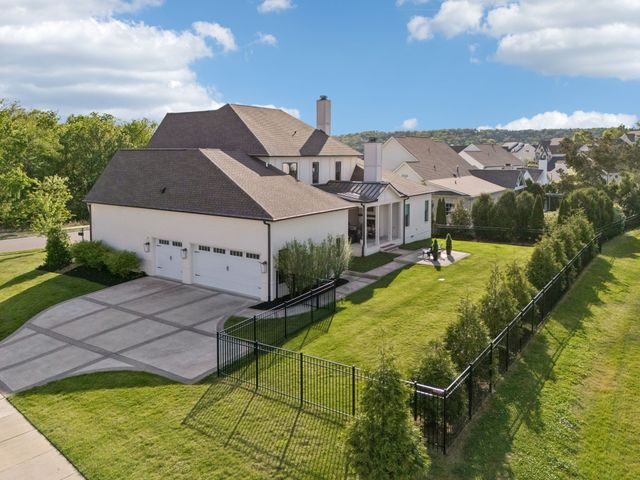 1866 Charity Dr, Brentwood, TN 37027