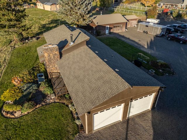 2522 NE Sunset View Lane, Prineville, OR 97754