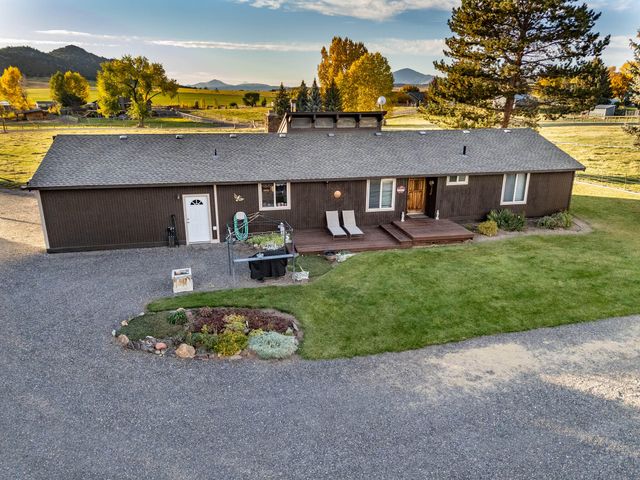 2522 NE Sunset View Lane, Prineville, OR 97754