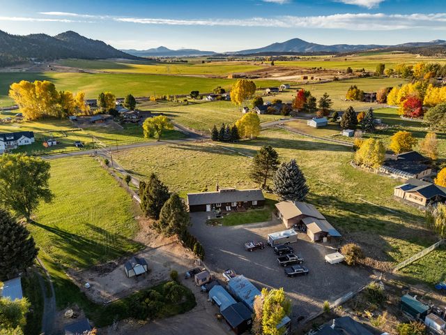 2522 NE Sunset View Lane, Prineville, OR 97754