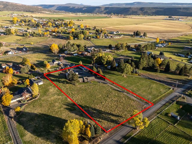 2522 NE Sunset View Lane, Prineville, OR 97754