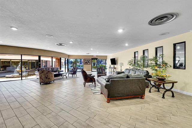 9041 Sunrise Lakes Boulevard 101, Sunrise, FL 33322