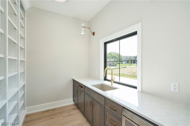 526 Sawgrass Drive, Fairlawn, OH 44333