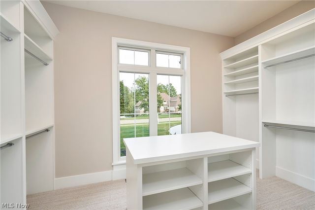 526 Sawgrass Drive, Fairlawn, OH 44333