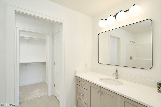 526 Sawgrass Drive, Fairlawn, OH 44333