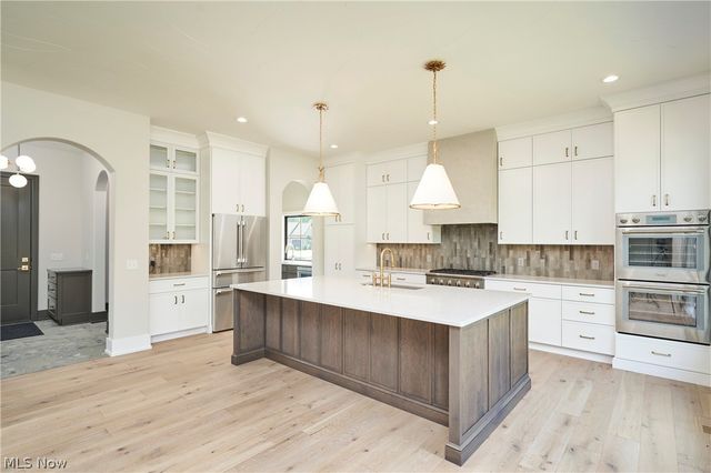 526 Sawgrass Drive, Fairlawn, OH 44333