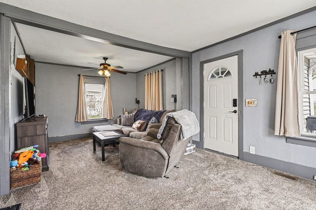 811 9th Street, Three Rivers City, MI 49093