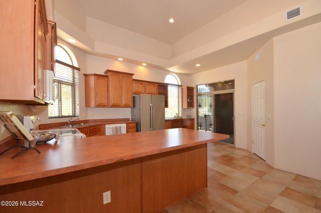 5784 W Treasure Point Place, Tucson, AZ 85713
