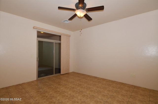 5784 W Treasure Point Place, Tucson, AZ 85713